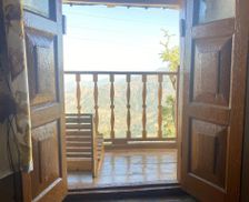 India Uttarakhand Pauri vacation rental compare prices direct by owner 35307806