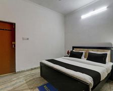 India Uttar Pradesh Lucknow vacation rental compare prices direct by owner 35509357