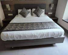 India Maharashtra Mumbai vacation rental compare prices direct by owner 26644644