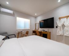 South Korea Gyeonggi-do Suwon vacation rental compare prices direct by owner 35532046