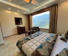 India Himachal Pradesh Kasauli vacation rental compare prices direct by owner 26774195