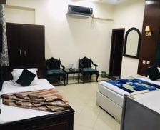 Pakistan Punjab Multan vacation rental compare prices direct by owner 35324313