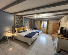 France New Aquitaine Verteuil-sur-Charente vacation rental compare prices direct by owner 16408764