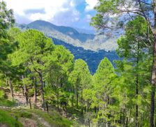 India Uttarakhand Lansdowne vacation rental compare prices direct by owner 14874206