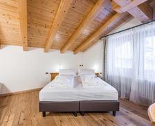 Italy Trentino Alto Adige Mezzana vacation rental compare prices direct by owner 15088538