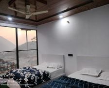 India Uttarakhand Trijugi Nārāyan vacation rental compare prices direct by owner 35280750