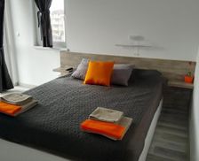 Bulgaria Burgas Province Primorsko vacation rental compare prices direct by owner 35294695