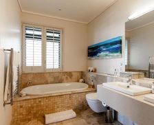 South Africa Western Cape Hermanus vacation rental compare prices direct by owner 13619463