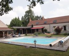 France Centre Vitry-aux-Loges vacation rental compare prices direct by owner 28956171