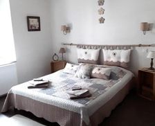 France Aquitaine Javerlhac-et-la-Chapelle-Saint-Robert vacation rental compare prices direct by owner 13622969