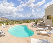 Italy Sicily Castellammare del Golfo vacation rental compare prices direct by owner 4781341