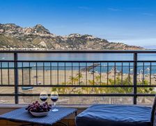 Italy Sicily Giardini Naxos vacation rental compare prices direct by owner 28890106