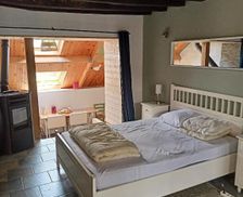 France Pays de la Loire Thorigné-sur-Dué vacation rental compare prices direct by owner 35305287