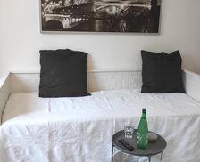 France Ile de France Charenton-le-Pont vacation rental compare prices direct by owner 24068769