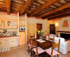 Italy Umbria Scheggino vacation rental compare prices direct by owner 26273904