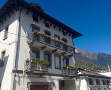 Italy Valle d'Aosta Châtillon vacation rental compare prices direct by owner 26987017
