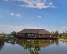 South Africa Gauteng Magaliesburg vacation rental compare prices direct by owner 35248982