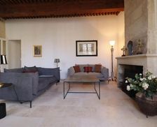 France Languedoc-Roussillon Uzès vacation rental compare prices direct by owner 35260254