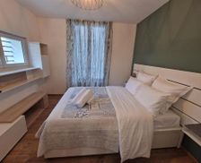 France Ile de France Viry-Châtillon vacation rental compare prices direct by owner 35550303