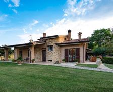 Italy Marche Offagna vacation rental compare prices direct by owner 13612552