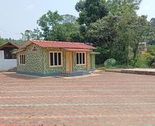 India Karnataka Madikeri vacation rental compare prices direct by owner 35553029