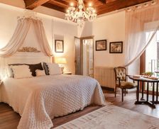 Italy Tuscany Laterina vacation rental compare prices direct by owner 28831258