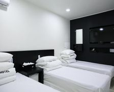 South Korea Gyeongsangbuk-Do Gumi vacation rental compare prices direct by owner 35037347