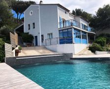 France Provence-Alpes-Côte d'Azur Sanary-sur-Mer vacation rental compare prices direct by owner 33690594