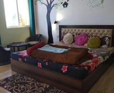 India Uttarakhand Lansdowne vacation rental compare prices direct by owner 35457762