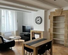 France Languedoc-Roussillon Nîmes vacation rental compare prices direct by owner 33461248