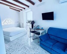 Italy Apulia Acquaviva delle Fonti vacation rental compare prices direct by owner 26811961