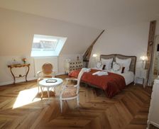 France Centre Averdon vacation rental compare prices direct by owner 35261085