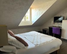 France Provence-Alpes-Côte d'Azur Gap vacation rental compare prices direct by owner 16052395