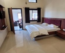 India Madhya Pradesh Sāgar vacation rental compare prices direct by owner 35289828