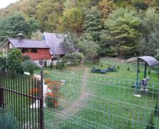 Romania Hunedoara Buceş vacation rental compare prices direct by owner 35306948