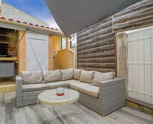 France Languedoc-Roussillon Montpellier vacation rental compare prices direct by owner 25969336