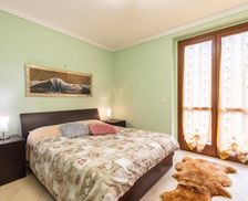 Italy Tuscany Montefollonico vacation rental compare prices direct by owner 35637567