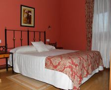 Spain Galicia Monforte de Lemos vacation rental compare prices direct by owner 12789546