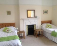 United Kingdom Isle of Wight Newport vacation rental compare prices direct by owner 14264071