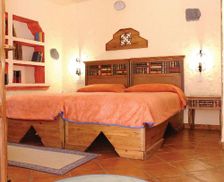 Spain Andalucía Benahavís vacation rental compare prices direct by owner 16058558