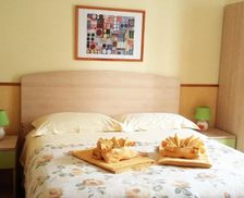 Italy Lazio Ciampino vacation rental compare prices direct by owner 14010500