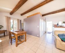 France Provence-Alpes-Côte d'Azur Mazan vacation rental compare prices direct by owner 18211780