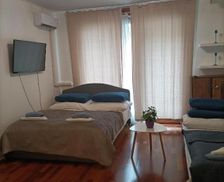 Hungary  Budapest vacation rental compare prices direct by owner 35691112