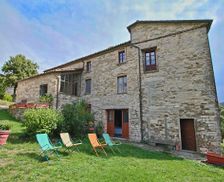 Italy Marche Apecchio vacation rental compare prices direct by owner 27310669