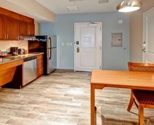 United States Colorado Greeley vacation rental compare prices direct by owner 12752669