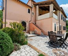 Italy Umbria Narni vacation rental compare prices direct by owner 27053943