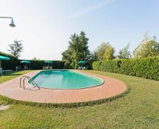 Italy Umbria Tuoro sul Trasimeno vacation rental compare prices direct by owner 29968849