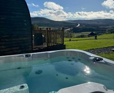 United Kingdom Highlands Inverness vacation rental compare prices direct by owner 15105358