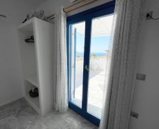 Greece Milos Adamantas vacation rental compare prices direct by owner 16716795