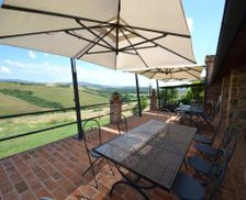 Italy Tuscany Peccioli vacation rental compare prices direct by owner 11015220